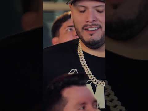 Grupo Firme, Banda Carnaval  - Aquí No Se Termina  #Shorts thumbnail