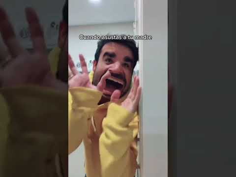 Asustas a tu madre 👻 #shorts thumbnail
