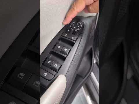 Woa //  tính năng trên xe oto bạn cần biết  #funny # shorts thumbnail