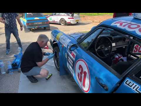 Service for the Porsche team on XIX CLASSIC RALLY MAJORCA 2023 - 11TH MARCH PT5 Rallye Mallorca 2023 thumbnail