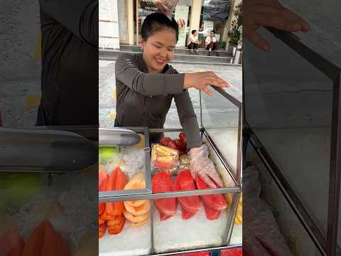 Fruit heaven! $1 Street Fruits thumbnail