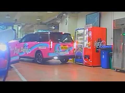 車CAM直擊 - 汽水機好慘😤 Amigo 的士BB聽聲停 (轉載) thumbnail