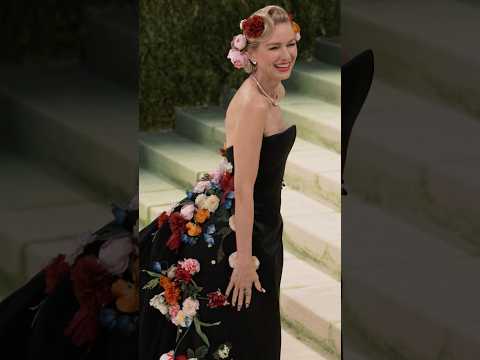 Naomi Watts in Dior at the 2026 Met Gala thumbnail