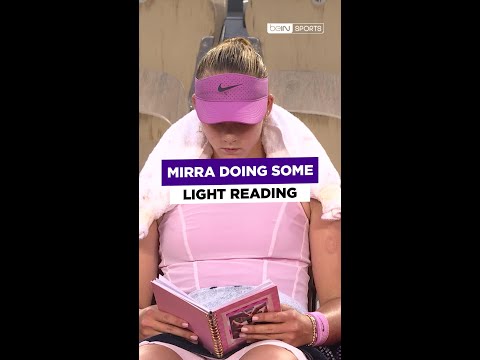 No better way to rest in between sets #rolandgarros #beINRolandGarros #tennis thumbnail