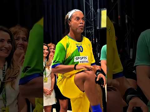 Age 45 Ronaldinho Skills King Football 🔥😱 thumbnail