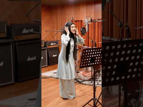 Mas Idayu - Happy Happy Aidilfitri thumbnail