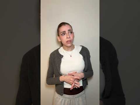 La amiga que siempre dice que no va a salir! #humor #comedia thumbnail