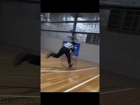Aye ref you good? 🤣 #basketball thumbnail