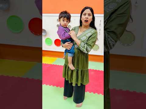 Samayra ne Cockroaches🪳ke sath ye kya kiya❓🤔😱 #shorts #samayranarula #siblings thumbnail