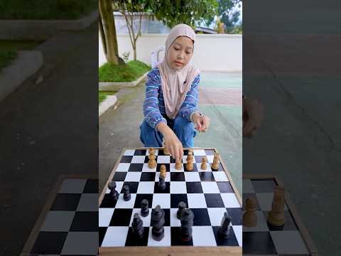 Cobil Kalah Main Catur Sama Keysha thumbnail
