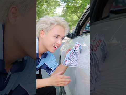 Helping each other out! 🥰 💵 🚗 👩‍🦽 #taihoa #viral #shorts thumbnail