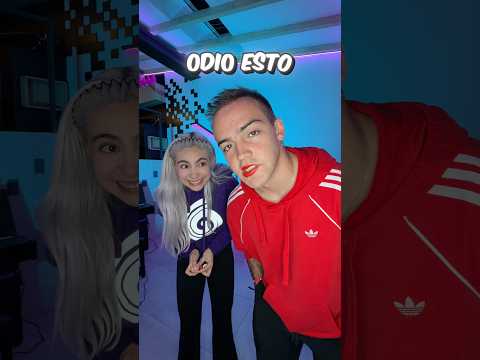Me convertí en mujer?! 😳 thumbnail