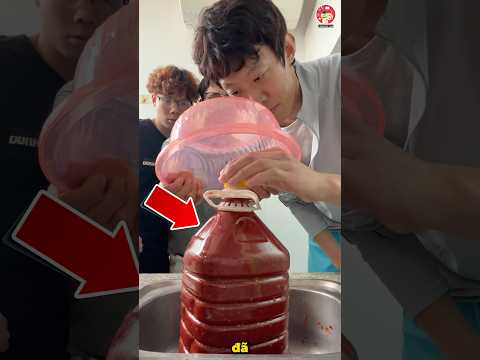 Mở nắp chai tương ớt ủ men 3 năm nên cẩn thận thumbnail