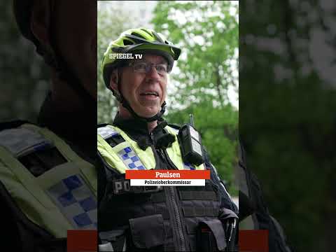 Der Dorfsheriff von Steilshoop | SPIEGEL TV Shorts thumbnail