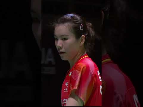 Jaw-dropping badminton rally #shorts #badminton #BWF thumbnail