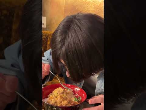 The Most Well Fed Hosts in The Red-light District of Tokyo's Kabukicho thumbnail