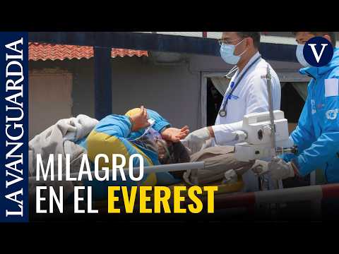 Hallado con vida el sherpa desaparecido hace seis días thumbnail