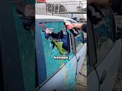 Aneh‼️ Kaca Mobil Ini Pecah Hanya Karena Soda? thumbnail
