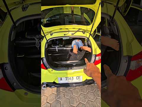 ada kaki siapa itu di mobil abidzar??? thumbnail
