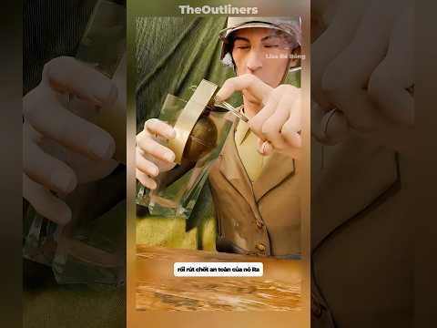 Lính liên xô sẽ đặt lựu đạn vào bên trong chiếc cốc thuỷ tinh #shorts #facts thumbnail