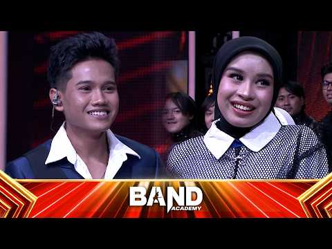 Auto Senyum-senyum! Mila Monroe Dinyanyiin Valen! | Band Academy thumbnail