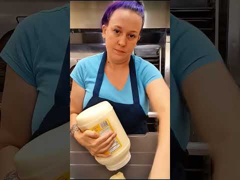 El truco de Mayo para ahorrar en el envase #shorts #kitchentips #cooking thumbnail