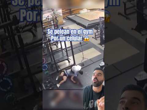 Se quería grabar y terminó grabado en el piso! El gym es de todos, respeta el espacio 🔥 thumbnail