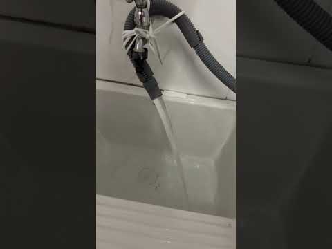 OLHA A COR DESSA MÁQUINA DE LAVAR 🤢 thumbnail