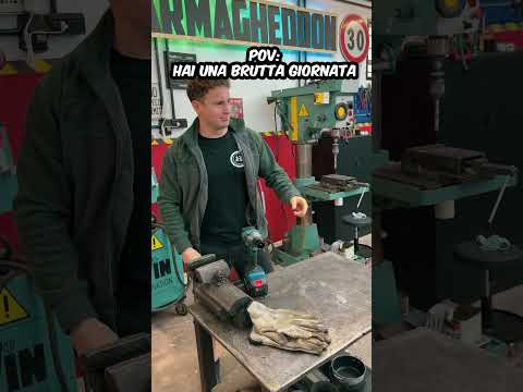 HAI UNA BRUTTA GIORNATA. thumbnail