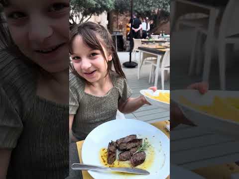 COSA MANGI TU??🥰#congiuntiimperfetti #shortvideo #family thumbnail