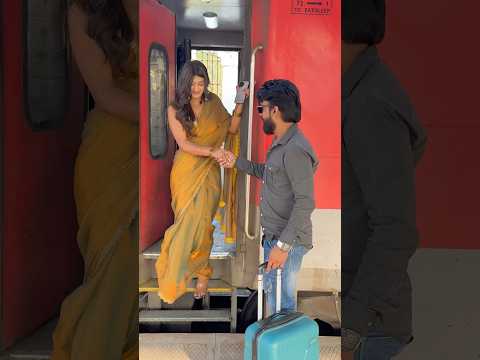 Biwi bhi khus gf bhi ? #shorts #funny thumbnail
