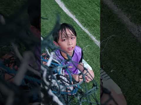 Mama Papa Kaget Ara Cedera Telinga Sakit Kn Tendang Lg Ltihan Sepak Bola. Hrus Siap Hati-hati 🥺🤷‍♀️ thumbnail