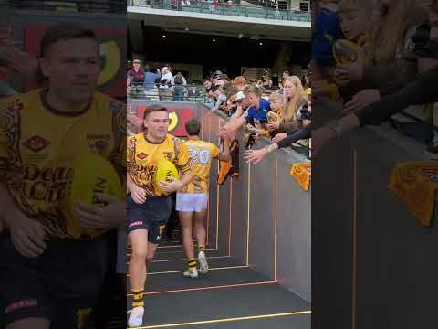 He almost got taken out ?? #afl #footy #fail thumbnail
