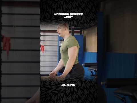 Chłopaki piszący „oki” thumbnail