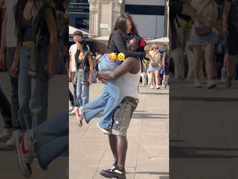 I put a smile on her face?? #fyp #smile #kindness #viralvideo #viralvideos #lovely #dance #musica thumbnail