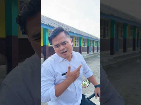 Ganti busi ganti ban 🕺💃 #funny #comedy thumbnail