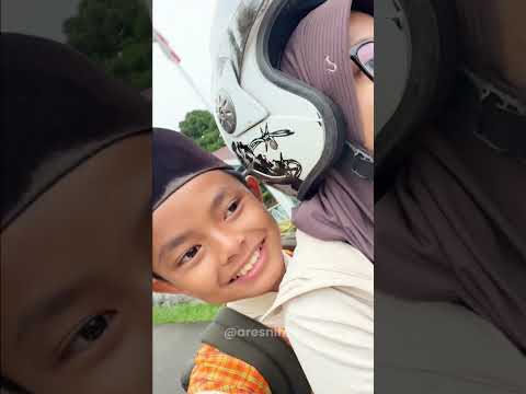 Kegiatan baru “jadi tukang ojek” #fyp #pov #drama #sekolah #2000s #auress thumbnail
