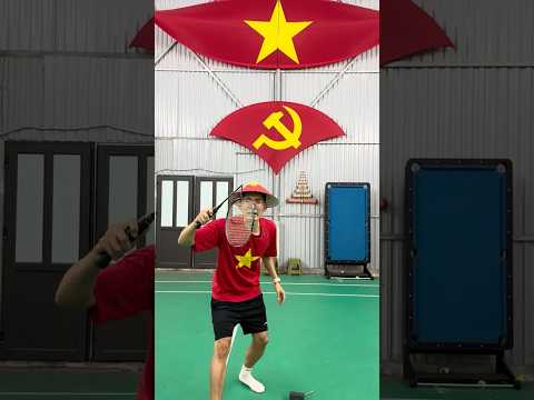 Gãy vợt rồi xử lý thôi #shorts #caulongbocondua thumbnail