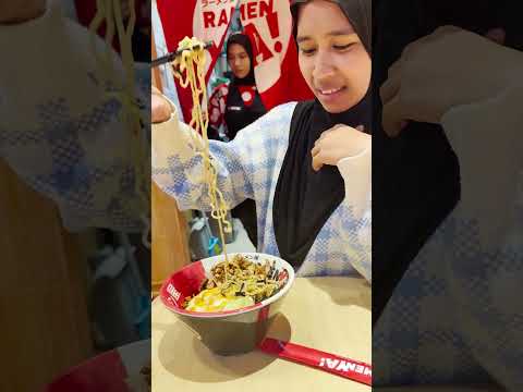 Rose makan pake sumpit thumbnail