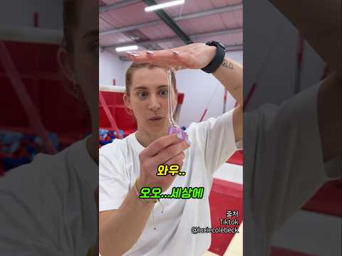 체조선수 손에 더 도움되는 끈적이는?? thumbnail