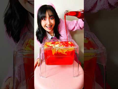 KURSI BUAT M1NUM?? 🪑🥛 #shorts #OliviaValent thumbnail
