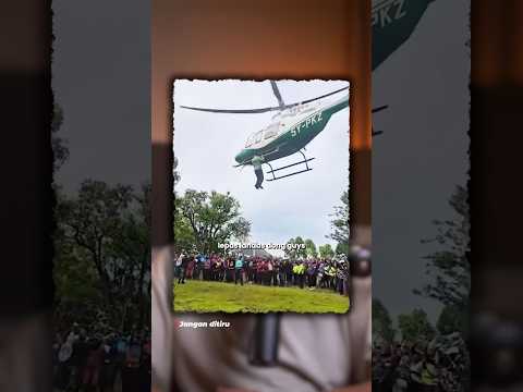 Pria Ini Nekat Gelantungan di Helikopter Demi Bisa Nebeng thumbnail