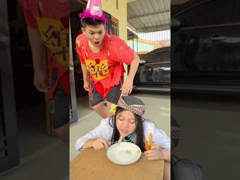 Makan sosis #fypシ #shorts thumbnail