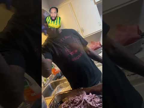 ain’t no way bro #foodreview thumbnail
