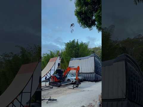 Is this my Biggest BMX Jump Ever?☝🏼 thumbnail