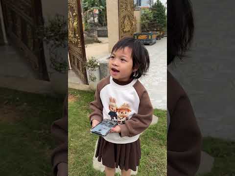 Cháu buồn thumbnail