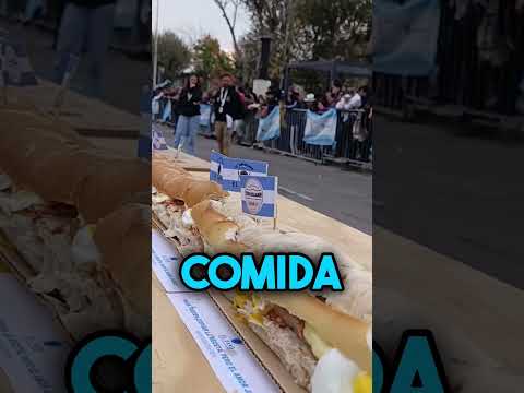 El sándwich gigante de Argentina que terminó en caos y gente llevandose todo 🇦🇷🤔 #Shorts thumbnail