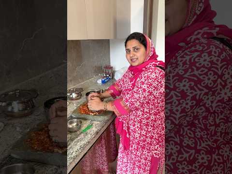 ek asi chatni jo bahut tasty hoti hai #dailyvlogs #minivlog #shortvideo #recepies #familyvlog #short thumbnail