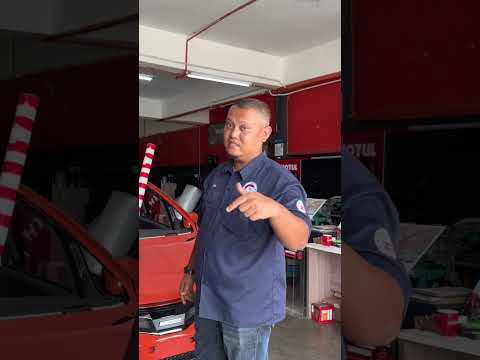 Kereta dah keluar bengkel cat, sekarang tugas kita untuk pasang cermin thumbnail
