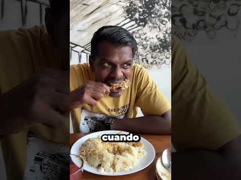 El Pequeño Niño Guardó La Comida Sobrante Para Alguien Especial 🐕❤️ thumbnail